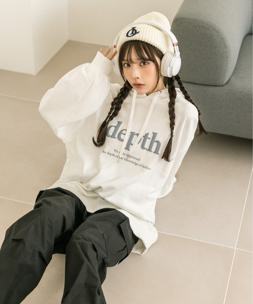 OUR きれいめパーカー　オフホワイト　試着のみ SWEAT HOODIE / スウェットフーディー（パーカー）｜Onitsuka