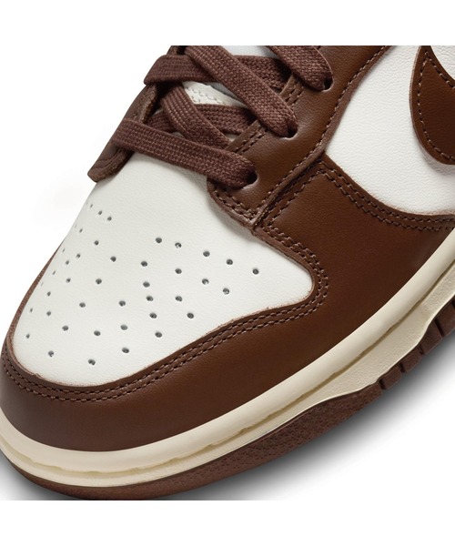 NIKE(ナイキ)の「W DUNK LOW DD1503-124(スニーカー・レディース・ホワイト・22.5cm/23.0cm/23.5cm/24.0cm/24.5cm/25.0cm/25.5cm/26.0cm/26.5cm/27.0cm/27.5cm/28.0cm/28.5cm/29.0cm)」の7枚目の写真