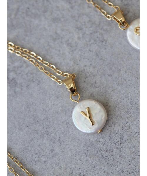 AMERICAN HOLIC（アメリカンホリック）の「イニシャル淡水パールネックレス（ネックレス・レディース・A/K/M/R/S/Y・FREE）」の6枚目の写真