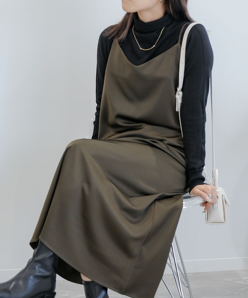 aimoha（アイモハ）の「ハイネック　ニットトップス（ニット/セーター・レディース・レッド/キャメル/グレー/ブラック/ホワイト/イエロー・MEDIUM/X-LARGE/LARGE）」の21枚目の写真