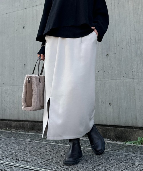 un dix cors（アンディコール）の「ドビー織裏毛スリットナロースカート（スカート・レディース・ブラック/モカ/ベージュ・FREE）」の16枚目の写真