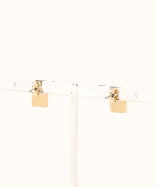an meets zakka(アンミツザッカ)の「an meets zakka トランプピアス(ピアス(両耳用)・メンズ・B/A・ONE SIZE)」の3枚目の写真