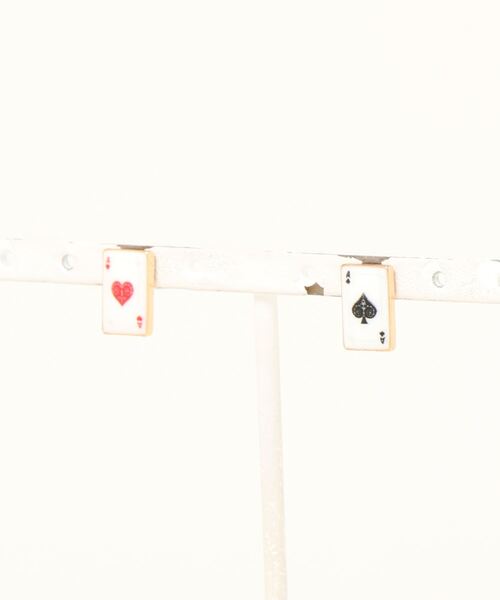 an meets zakka(アンミツザッカ)の「an meets zakka トランプピアス(ピアス(両耳用)・メンズ・B/A・ONE SIZE)」の4枚目の写真