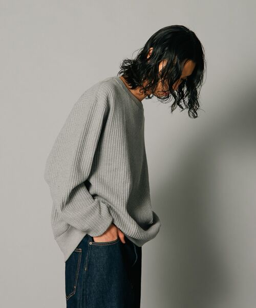 JEMORGAN（ジェーイーモーガン）の「【JEMORGAN/ジェーイーモーガン】オーバーサイズ　ビッグシルエット　ヘビーウェイト　ワッフル　トレーナー（スウェット・メンズ・ブラック/杢グレー/マスタード/カーキ・X-LARGE/LARGE/MEDIUM）」の14枚目の写真