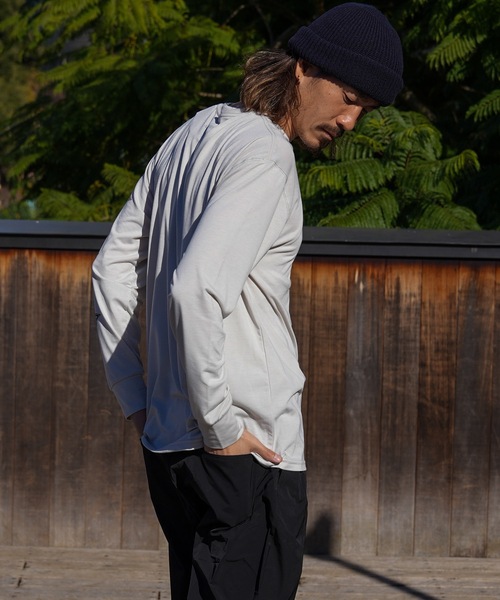 TCSS（ティーシーエスエス）の「DESIGN TEE/Critical Slide