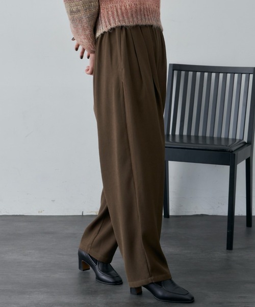 Libra Cue（リブラ キュー）の「ルーズシルエットタックスラックスパンツ（スラックス・レディース・カーキ/ブラック・FREE）」の14枚目の写真