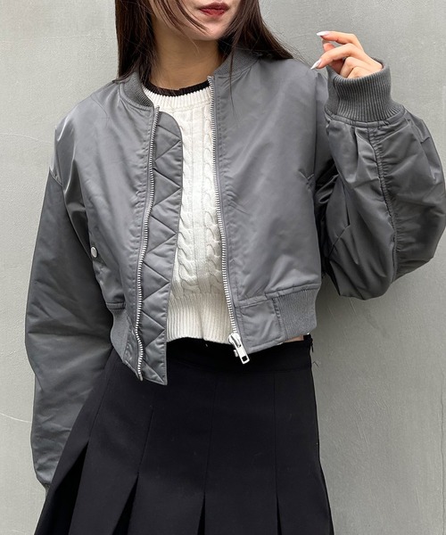 INGNI（イング）の「クロップド丈MA-1（MA-1・レディース・グレー/ブラック/カーキ・M）」の3枚目の写真