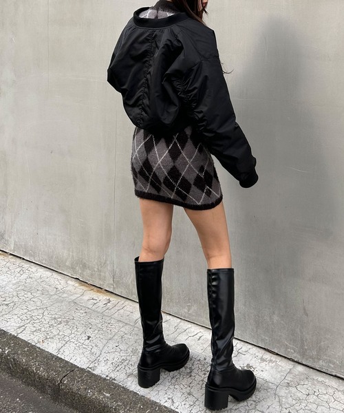 INGNI（イング）の「クロップド丈MA-1（MA-1・レディース・グレー/ブラック/カーキ・M）」の17枚目の写真