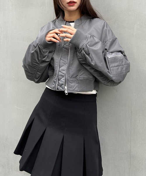 INGNI（イング）の「クロップド丈MA-1（MA-1・レディース・グレー/ブラック/カーキ・M）」の19枚目の写真