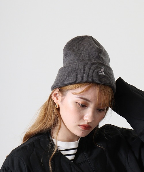 KANGOL(カンゴール)の「KANGOL ACRYLIC CUFF PULL-ON(ニットキャップ/ビーニー・メンズ・キャメル/ブラック×ゴールド/ダークグレー/ダークグリーン/ブラック/ダークブラウン/ライトオレンジ系/ブラック系/カーキ・FREE)」の17枚目の写真