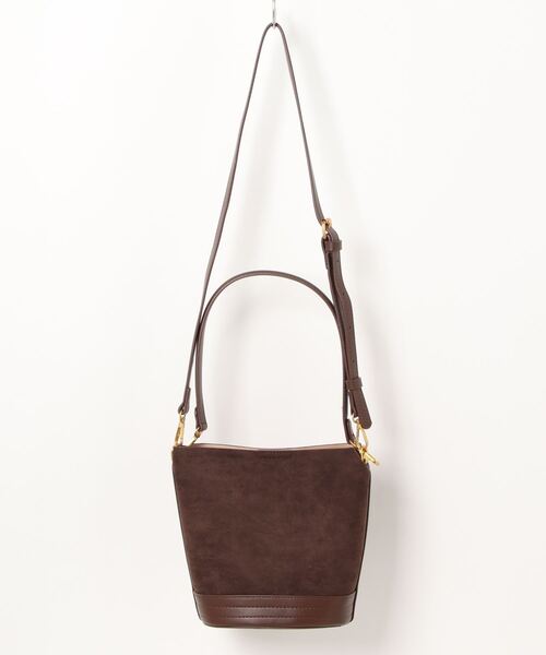 flower（フラワー）の「スエードバケットバッグ（ショルダーバッグ・レディース・ブラウン・FREE）」の2枚目の写真
