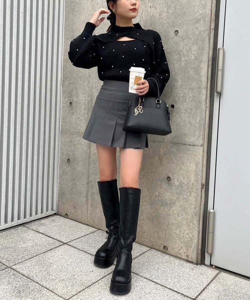 one after another NICE CLAUP（ワンアフターアナザーナイスクラップ）の「キラキラビジュー付きカッティングニット（ニット/セーター・レディース・ブラック/アイボリー/ブルーグレー・FREE）」の19枚目の写真