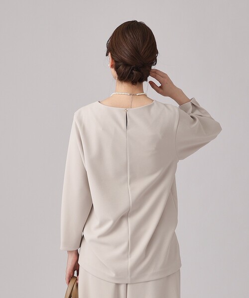 SHOO・LA・RUE(シューラルー)の「◆【通勤/デイリー/セットアップ可】カットジョーゼット お袖タック トップス(シャツ/ブラウス・レディース・ベージュ系その他7/ブラック系3・02/03/04)」の7枚目の写真