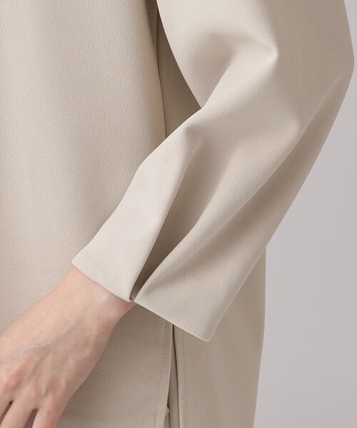 SHOO・LA・RUE(シューラルー)の「◆【通勤/デイリー/セットアップ可】カットジョーゼット お袖タック トップス(シャツ/ブラウス・レディース・ベージュ系その他7/ブラック系3・02/03/04)」の5枚目の写真