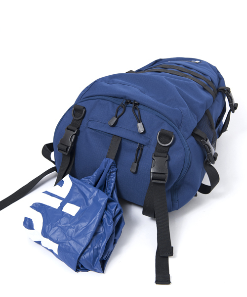 X-girl(エックスガール)の「ADVENTURE BACKPACK(バックパック/リュック・レディース・ブラック/レッド/ネイビー・ONE SIZE)」の15枚目の写真