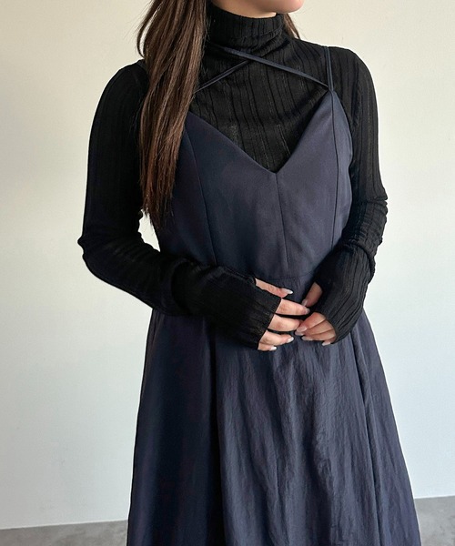 apres jour mignon(アプレジュールミニョン)の「ナイロン異素材キャミワンピース【ZOZOTOWN限定アイテム】(ワンピース・レディース・ネイビー/ブラック・MEDIUM/SMALL/X-LARGE)」の2枚目の写真