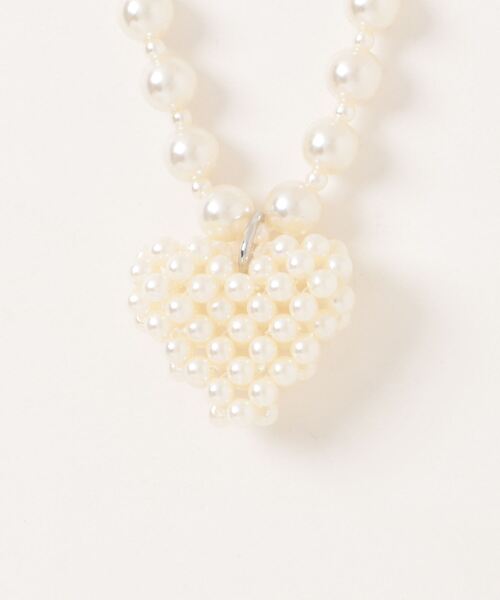 LOWRYS FARM（ローリーズファーム）の「パールアミハートネックレス　102435（ネックレス・レディース・アイボリー/その他・FREE）」の2枚目の写真
