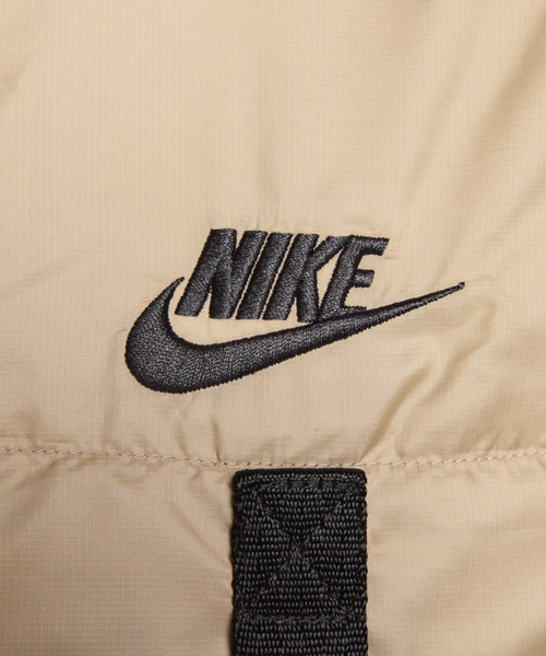 【新品未使用】Lサイズ Nike テック ウーブン ナイロンジャケット ベージュ NIKE（ナイキ）の「ナイキ スポーツウェア テック ウーブン