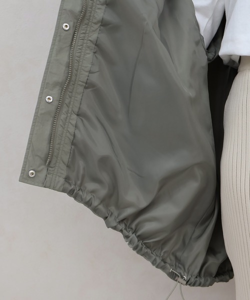 Social GIRL（ソーシャルガール）の「スタンドカラー モンスターパーカー モンスターコート（マウンテンパーカー・レディース・アイボリー/グレイッシュベージュ/カーキ/ブラック・M/L）」の14枚目の写真