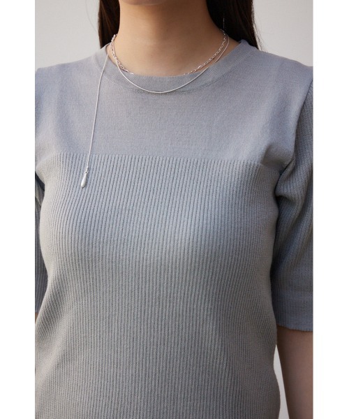 AZUL by moussy（アズールバイマウジー）の「シアー切替5分袖リブニットトップス（Tシャツ/カットソー・レディース・ブルー/ブラック/ライトグレー・FREE）」の20枚目の写真