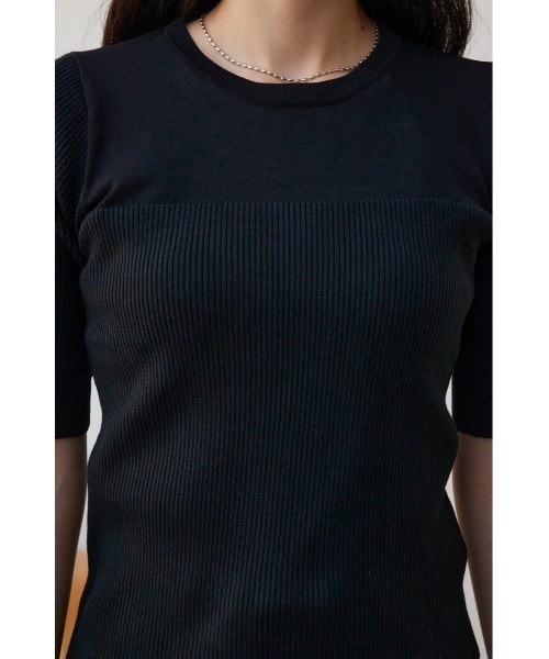 AZUL by moussy（アズールバイマウジー）の「シアー切替5分袖リブニットトップス（Tシャツ/カットソー・レディース・ブルー/ブラック/ライトグレー・FREE）」の10枚目の写真