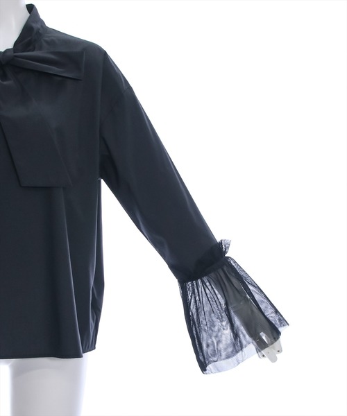 clear（クリア）の「≪再入荷≫袖口チュール切替リボンブラウス[着回し力抜群 ガーリー]（シャツ/ブラウス・レディース・ブラック/オフホワイト・F）」の7枚目の写真