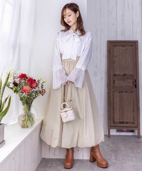 clear（クリア）の「≪再入荷≫袖口チュール切替リボンブラウス[着回し力抜群 ガーリー]（シャツ/ブラウス・レディース・ブラック/オフホワイト・F）」の11枚目の写真