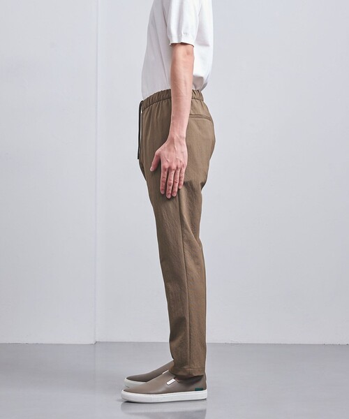 UNITED ARROWS（ユナイテッドアローズ）の「ドビー オールギャザー イージーパンツ COZY -ウォッシャブル・撥水・ストレッチ-（その他パンツ・メンズ・ブラック/ネイビー/モカ・S/M/L/XL）」の11枚目の写真