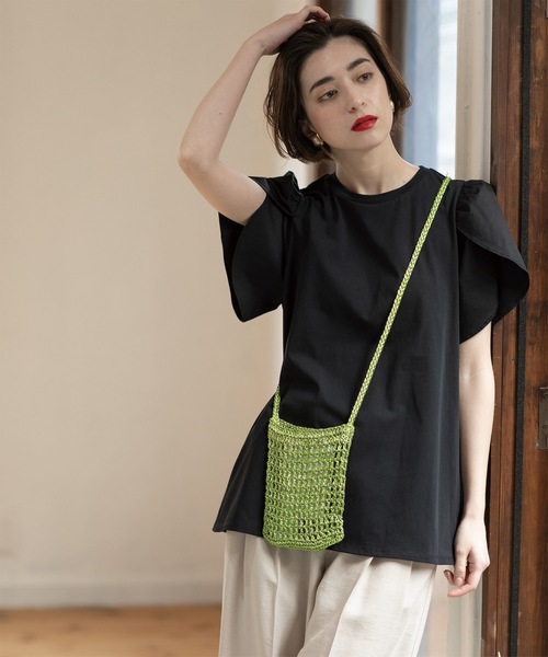 OPAQUE.CLIP(オペークドットクリップ)の「◆チューリップスリーブカットソー【洗濯機洗い可】(Tシャツ/カットソー・レディース・ホワイト/ブラック/ブルー/ベージュ・40/38/42/36)」の3枚目の写真