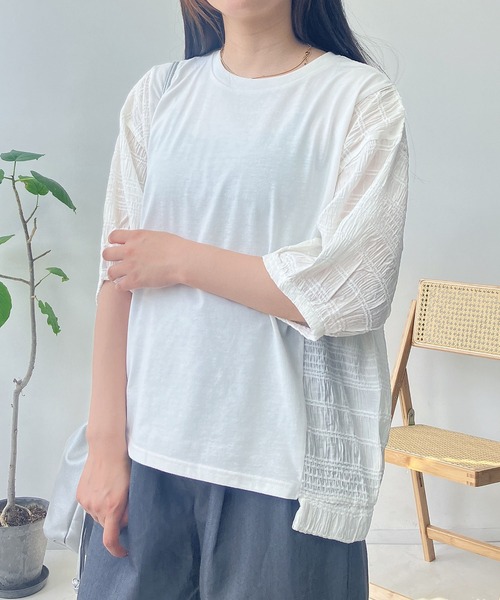 AS KNOW AS plus(アズノゥアズプラス)の「◎カットソーと布帛切り替え パフスリーブプルオーバー(Tシャツ/カットソー・レディース・ブラック系/ホワイト系/ブルー系/ブルー系1/ホワイト系1/ネイビー系/グリーン系/ブルー系2・FREE)」の3枚目の写真