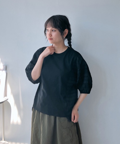 AS KNOW AS plus(アズノゥアズプラス)の「◎カットソーと布帛切り替え パフスリーブプルオーバー(Tシャツ/カットソー・レディース・ブラック系/ホワイト系/ブルー系/ブルー系1/ホワイト系1/ネイビー系/グリーン系/ブルー系2・FREE)」の15枚目の写真
