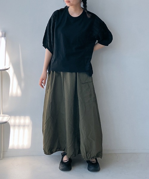 AS KNOW AS plus(アズノゥアズプラス)の「◎カットソーと布帛切り替え パフスリーブプルオーバー(Tシャツ/カットソー・レディース・ブラック系/ホワイト系/ブルー系/ブルー系1/ホワイト系1/ネイビー系/グリーン系/ブルー系2・FREE)」の12枚目の写真