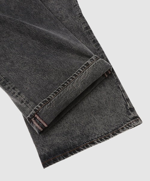 Y/Project（ワイプロジェクト）の「EVERGREEN MAXI COWBOY CUFF JEANS（デニムパンツ・メンズ・ブラック・29/30/31）」の6枚目の写真