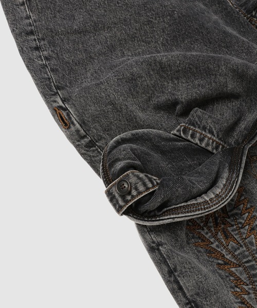 Y/Project（ワイプロジェクト）の「EVERGREEN MAXI COWBOY CUFF JEANS（デニムパンツ・メンズ・ブラック・29/30/31）」の7枚目の写真