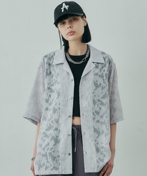 AIVER(アイバー)の「AIVER 透かしジャガードS/Sワイドシャツ(シャツ/ブラウス・メンズ・ブラック/ライトグレー/ネイビー・SMALL/MEDIUM/LARGE)」の2枚目の写真