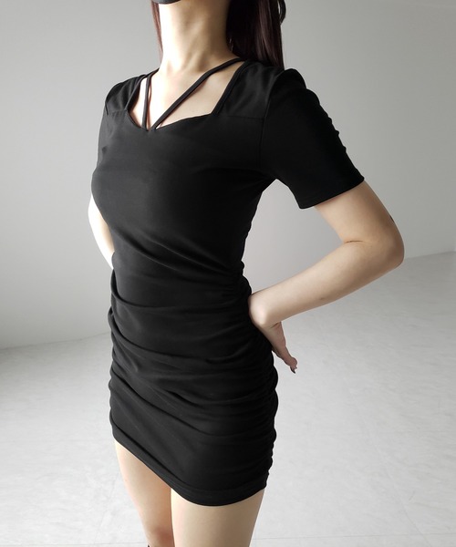me+em select(ミームセレクト)の「※※【 2color 】クロスストラップシャーリングミニワンピース / cross strap shirring mini onepiece(ワンピース・レディース・ブラック/グレー・MEDIUM/SMALL)」の14枚目の写真