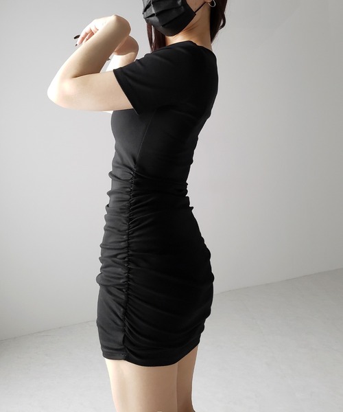 me+em select(ミームセレクト)の「※※【 2color 】クロスストラップシャーリングミニワンピース / cross strap shirring mini onepiece(ワンピース・レディース・ブラック/グレー・MEDIUM/SMALL)」の22枚目の写真