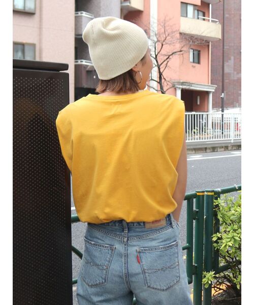 Ungrid(アングリッド)の「ヴィンテージロゴノースリトップス(Tシャツ/カットソー・レディース・オフホワイト/チャコールグレー/マスタード・FREE)」の17枚目の写真