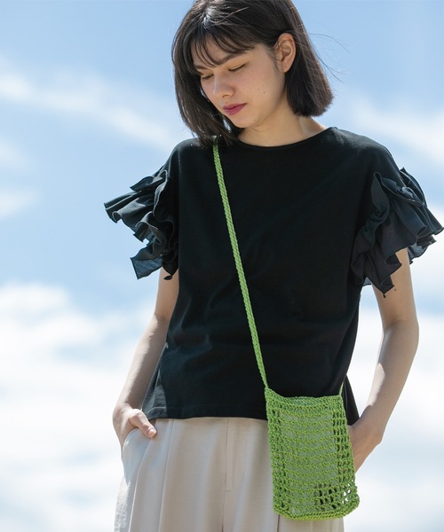 OPAQUE.CLIP(オペークドットクリップ)の「◆《美人百花掲載》フリルドッキングスリーブカットソー【洗濯機洗い可】(Tシャツ/カットソー・レディース・ブルー系その他/ホワイト/ブラック/ライトベージュ・36/38/40/42)」の2枚目の写真