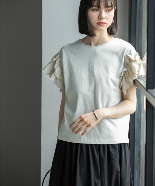 OPAQUE.CLIP(オペークドットクリップ)の「◆《美人百花掲載》フリルドッキングスリーブカットソー【洗濯機洗い可】(Tシャツ/カットソー・レディース・ブルー系その他/ホワイト/ブラック/ライトベージュ・36/38/40/42)」の12枚目の写真