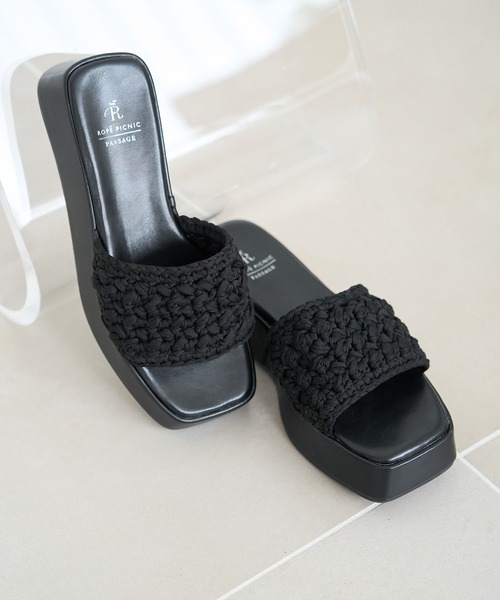 ROPE' PICNIC（ロペピクニック）の「マクラメプラットフォームサンダル（サンダル・レディース・ブラック/グリーン系その他・23.0cm/24.0cm）」の2枚目の写真