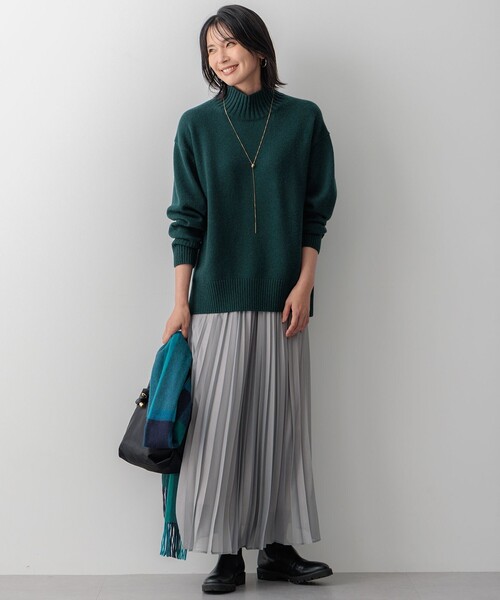 23区(ニジュウサンク)の「カシミヤ チェック マフラー(マフラー・レディース・ダークグリーン系3/オレンジ系3/ベージュ系3/グレー系3・F)」の20枚目の写真