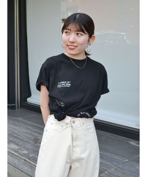 Ungrid（アングリッド）の「ミックスロゴエンブロイダリーTee（Tシャツ/カットソー・レディース・オフホワイト/ピンク/ブラック/グリーン・FREE）」の16枚目の写真