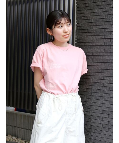 Ungrid（アングリッド）の「ミックスロゴエンブロイダリーTee（Tシャツ/カットソー・レディース・オフホワイト/ピンク/ブラック/グリーン・FREE）」の21枚目の写真