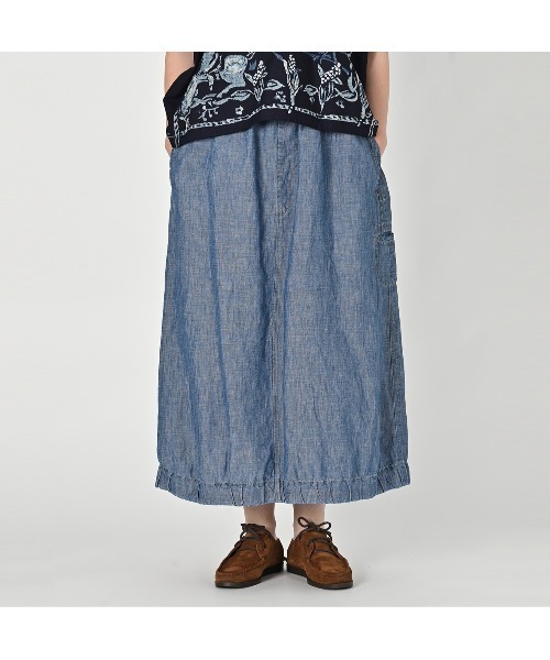 45R（フォーティファイブアール）の「綿麻ダンガリーのチーゴスカート（清）（スカート・レディース・インディゴブルー・FREE）」の3枚目の写真