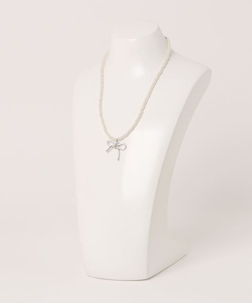 CPCM（シーピーシーエム）の「パールリボンネックレス（ネックレス・レディース・ゴールド/シルバー・FREE）」の3枚目の写真
