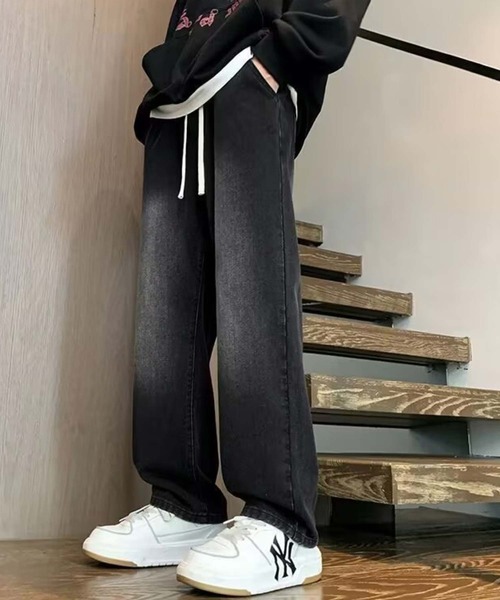 TopIsm(トップイズム)の「ルーズシルエット ビンテージウォッシュ デニム ワイドパンツ(デニムパンツ・メンズ・ブラック/サックスブルー/ネイビー・M/L)」の1枚目の写真