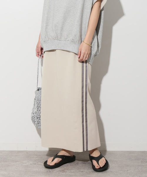 JOURNAL STANDARD relume(ジャーナルスタンダード レリューム)の「《追加》カットジャージーラインスカート(スカート・レディース・ブラック/ライトグレー・FREE)」の2枚目の写真