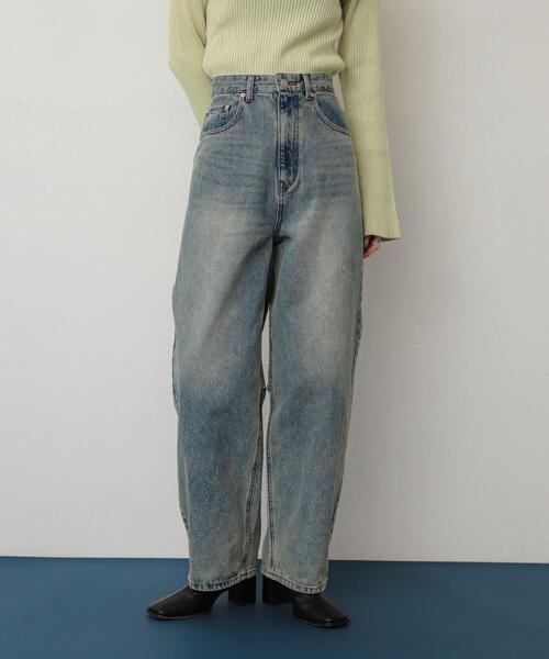 SENSE OF PLACE by URBAN RESEARCH(センスオブプレイスバイアーバンリサーチ)の「カーブデニム(デニムパンツ・レディース・グレー/ワンウォッシュ/ライトインディゴブルー・MEDIUM/SMALL/LARGE)」の1枚目の写真