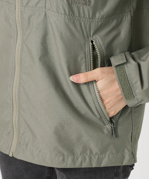 THE NORTH FACE(ザノースフェイス)の「【THE NORTH FACE】 COMPACTJACKET:マウンテンパーカー(マウンテンパーカー・レディース・ライトグレー・LARGE)」の8枚目の写真